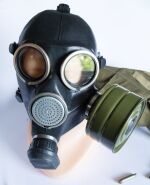 GP-7 Soviet Gas Mask โ Black, With a Free Modern Safe Filter - Image 2