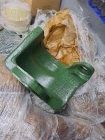 Armoured covers for swing arms for T-54, T-55 and T-62 tanks