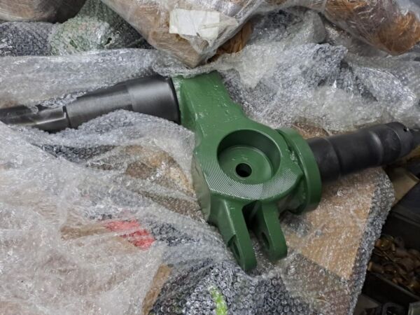Swing arms for T-54, T-55 and T-62 tanks