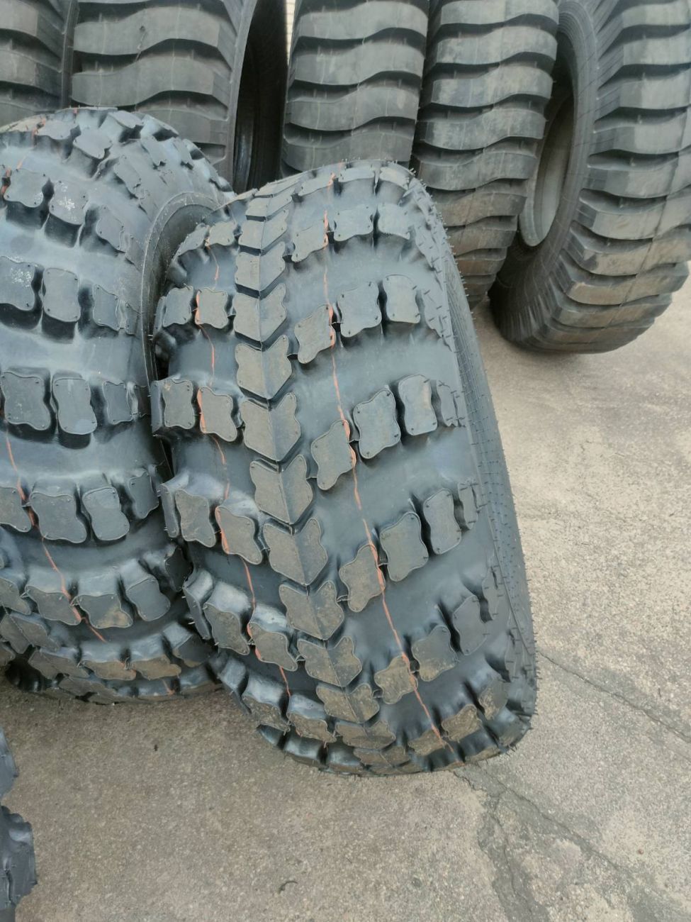 New Rosava ВИ-3 1300x530-533 tyres for Kraz 255B and Kraz 260